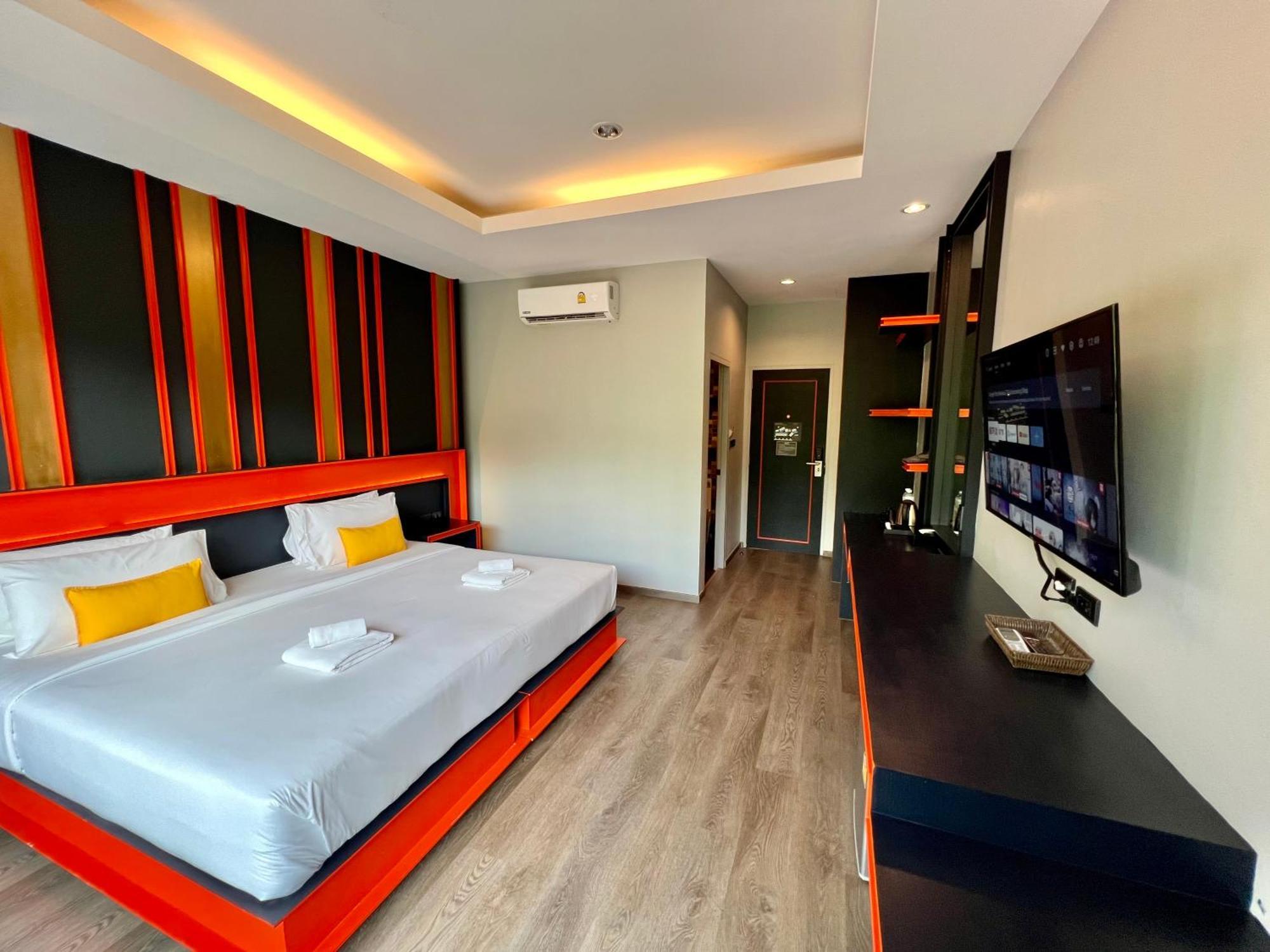 Wow Phuket Hotell Eksteriør bilde