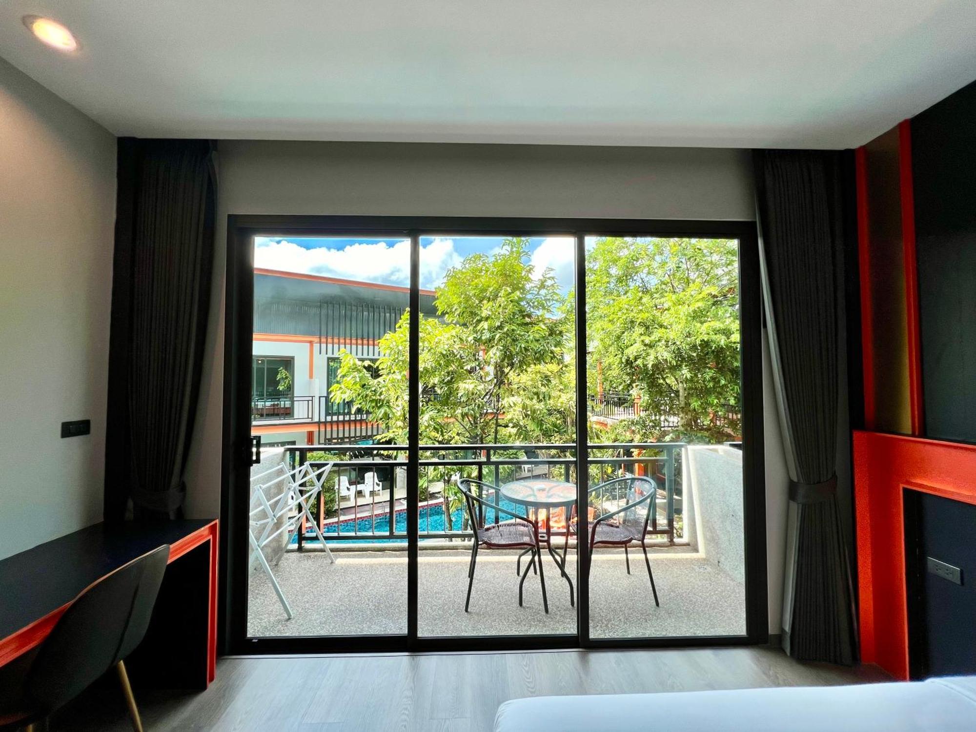 Wow Phuket Hotell Eksteriør bilde